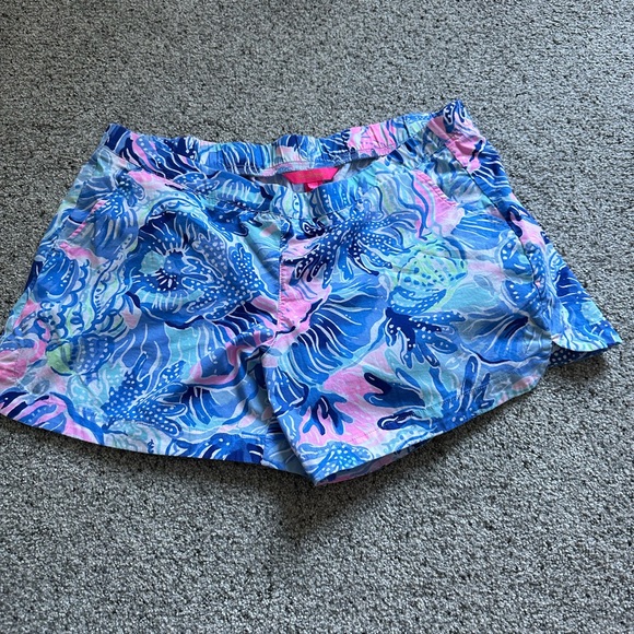 VGUC Lilly Pulitzer ocean view shorts shade seekers - Picture 2 of 7